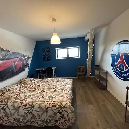 Gospodarstwo wiejskie Familial A Avec Piscine Privee Et Animaux Acceptes Bressolles (Allier)
