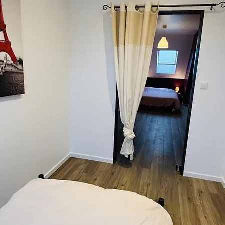 Familial A Avec Piscine Privee Et Animaux Acceptes - Fr-1-489-598 * Bressolles (Allier)